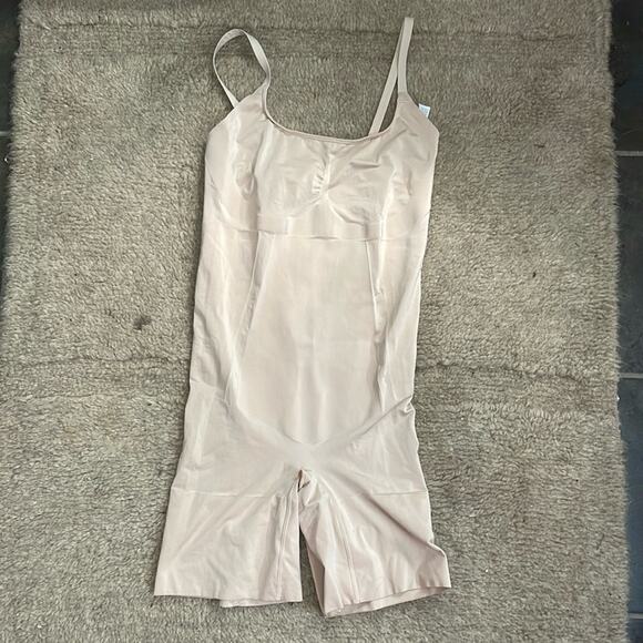 SPANX Oncore Shapewear Tummy Control Compression Bodysuit in Soft Nude Size XL - Picture 3 of 5
